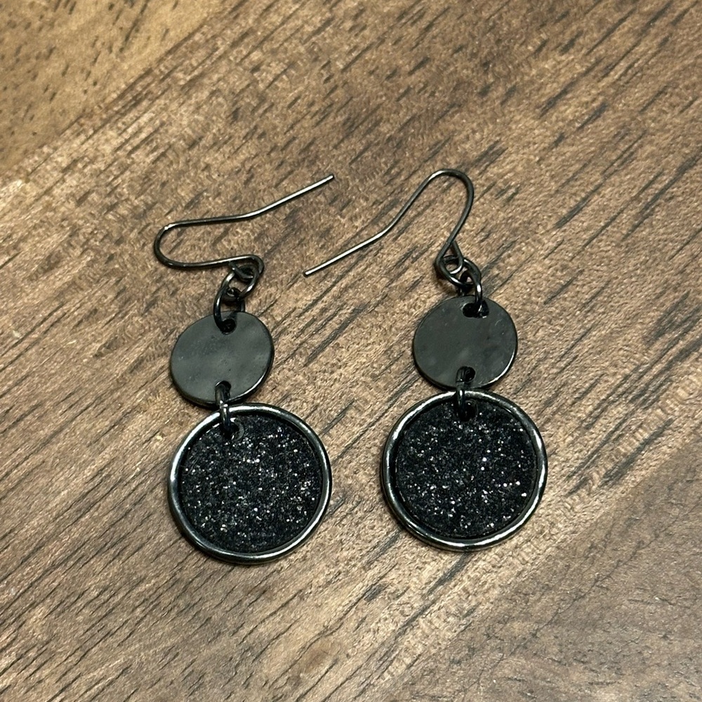 Elegant Black Dangle Earrings